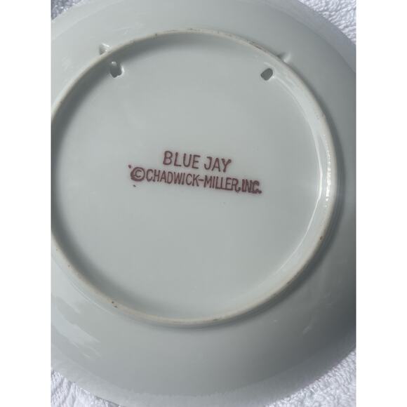 Vintage pair (2) 6” Chadwick Miller Plates Blue Jay Birds - Picture 5 of 5